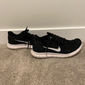 nike free womens tennis shoes